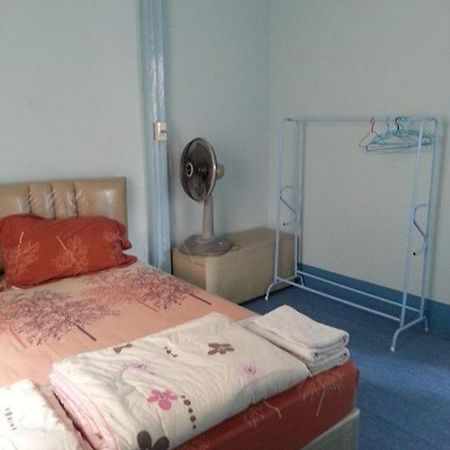Jj. Home Phetchaburi Eksteriør billede
